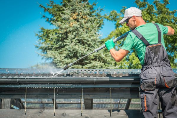 Cost of Gutter Power Washing in Jackson