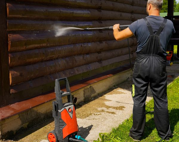 Cost of Log Home Pressure Washing in Jackson